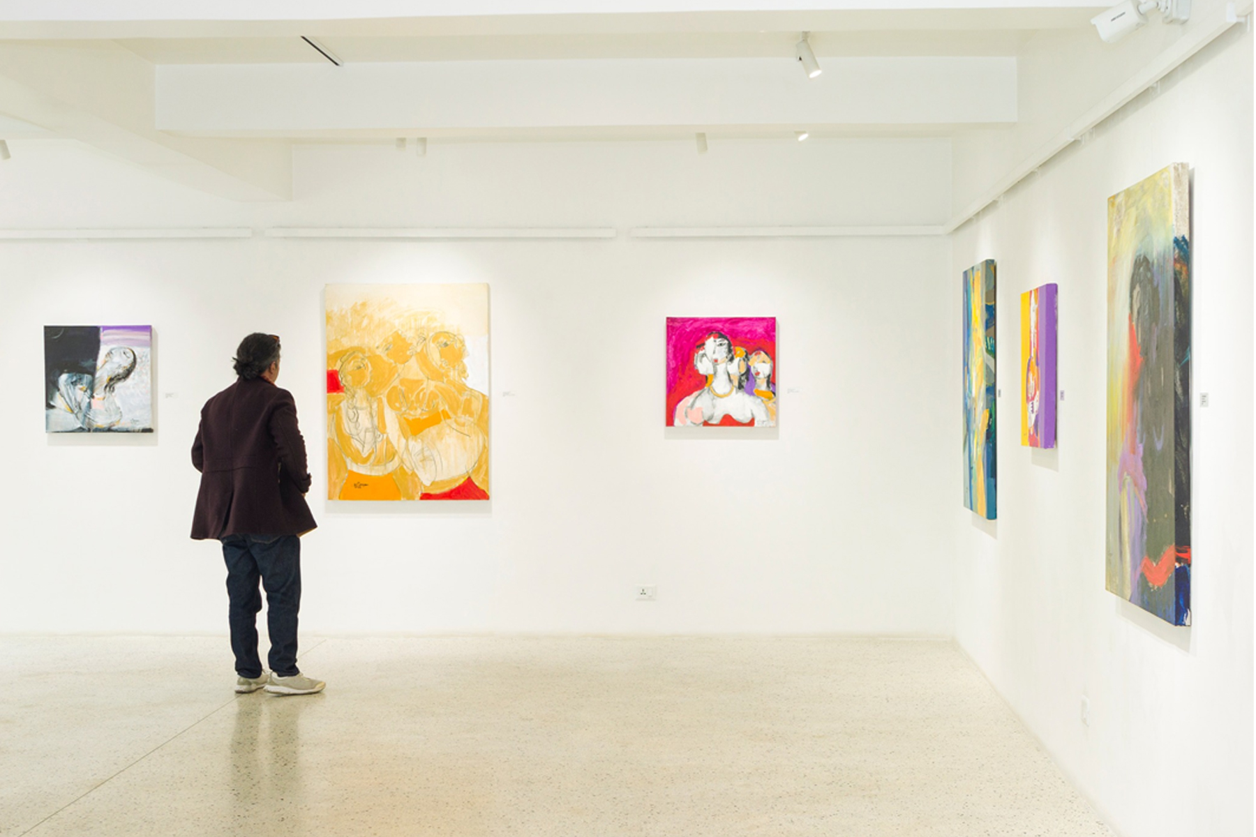 "Ma Ra Mero Sirjana", an exhibition featuring the works of artist Kiran Manandhar. Photo Credit: Chhiring Dorje Gurung Date: 17th January - 14th February 2026 Parampara Media and Research Center Pvt.Ltd. khojpatra.com english.khojpatra.com
